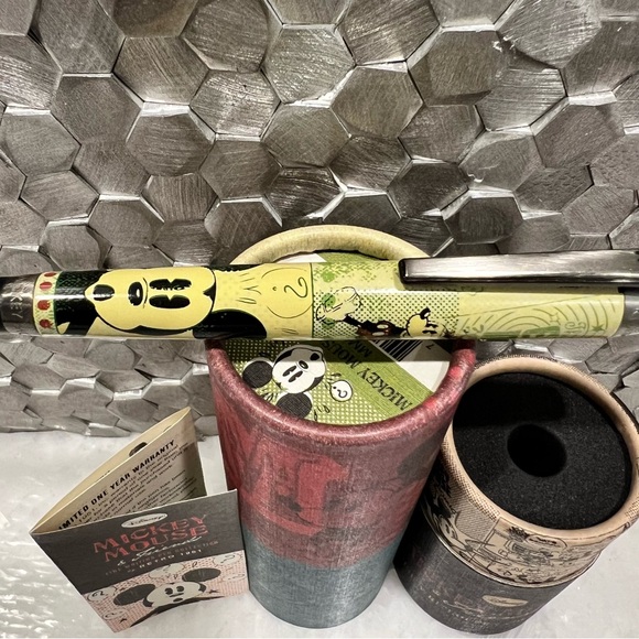 🆕 NWOT Extremely Rare Retro 51 Vintage Style Disney Mickey Mouse Pen - Picture 5 of 11